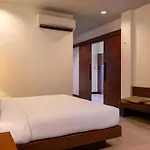 Rose Bay Resort