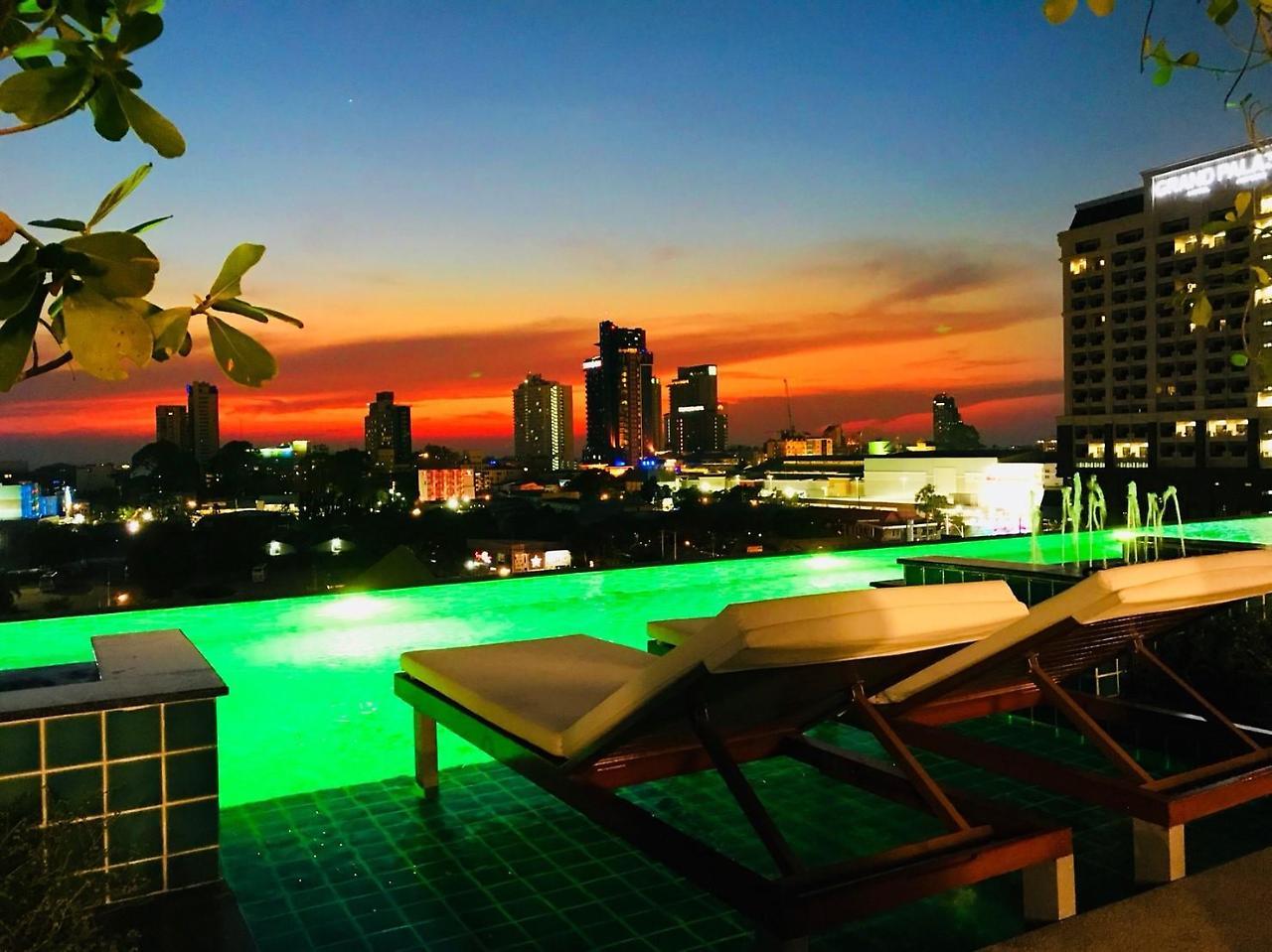 Resort Rose Bay