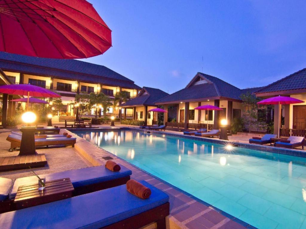 Rose Bay Resort Pattaya