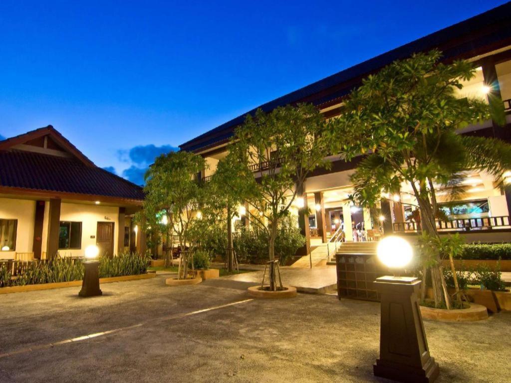 Resort Rose Bay 3*
