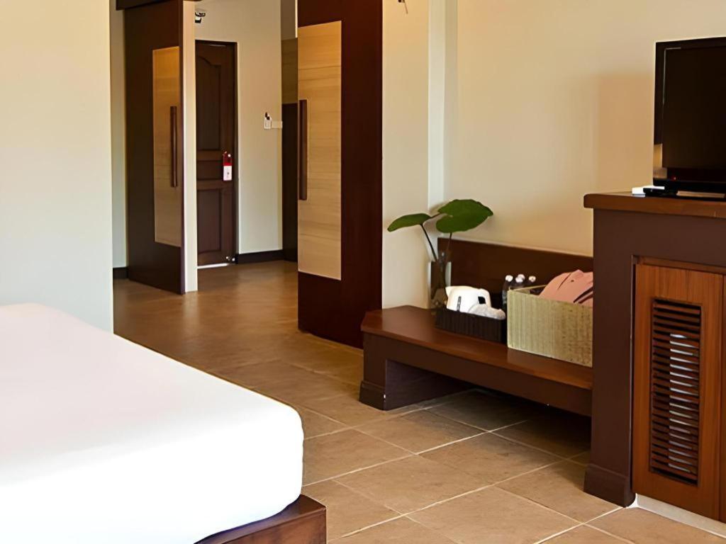 Resort Rose Bay 3*