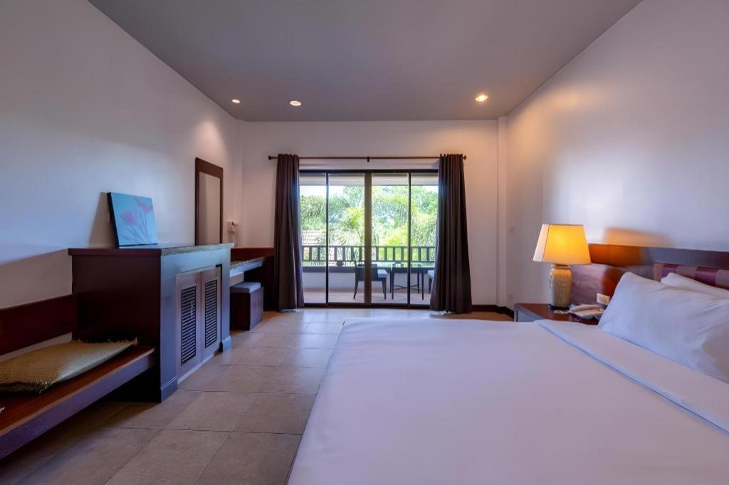 Rose Bay 3* Pattaya