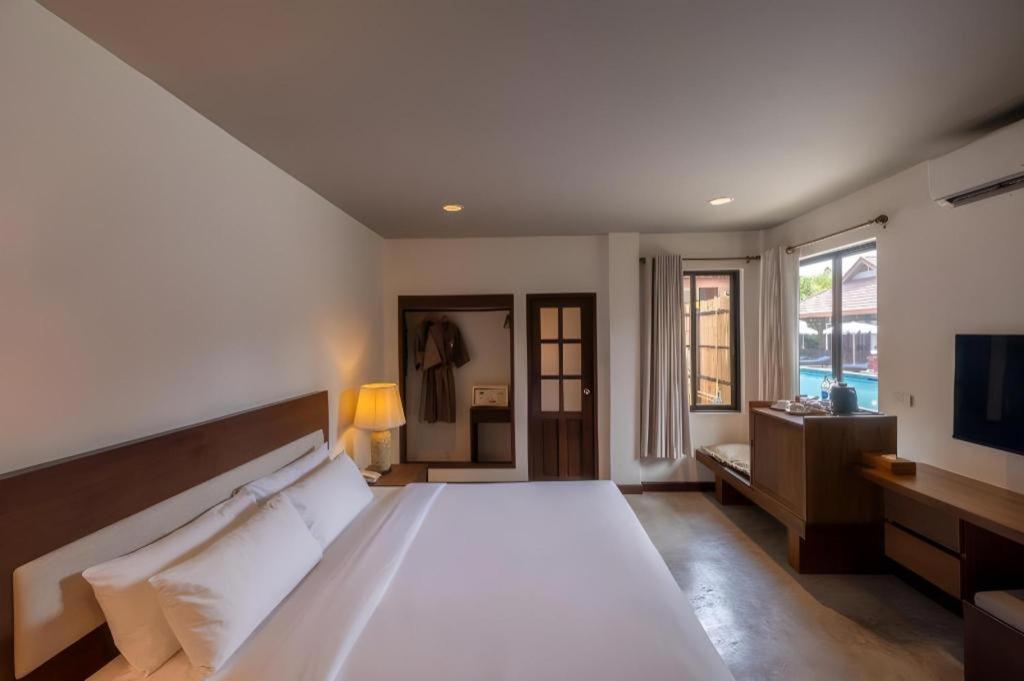 Rose Bay 3* Pattaya