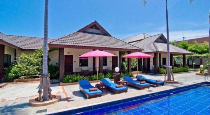 Rose Bay Resort