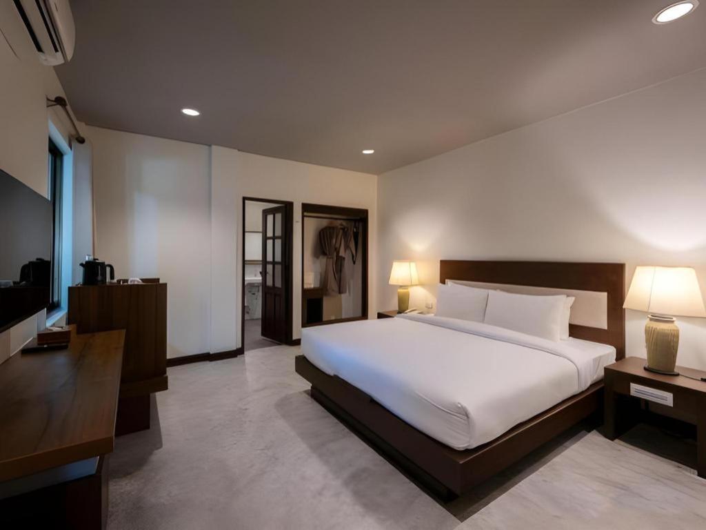 Resort Rose Bay 3*